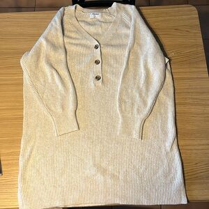 Old Navy Women’s Sweater. 2X. Oatmeal Heather.